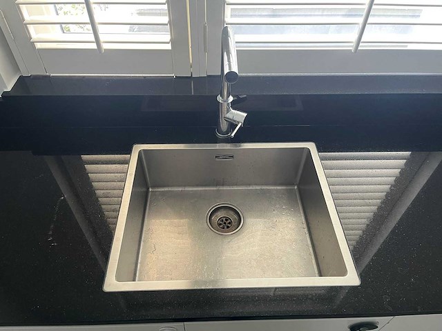 Keuken met bauknecht apparatuur - afbeelding 13 van  21