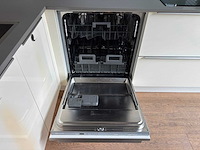 Keuken met bauknecht / whirlpool apparatuur - afbeelding 14 van  17