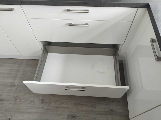 Keuken met bauknecht - afbeelding 5 van  19