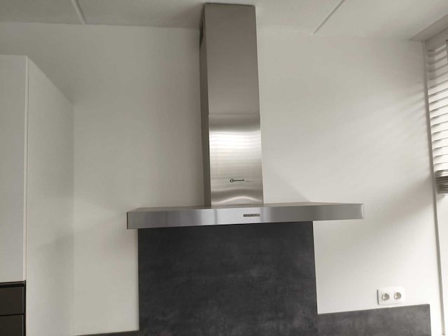 Keuken met bauknecht - afbeelding 13 van  19