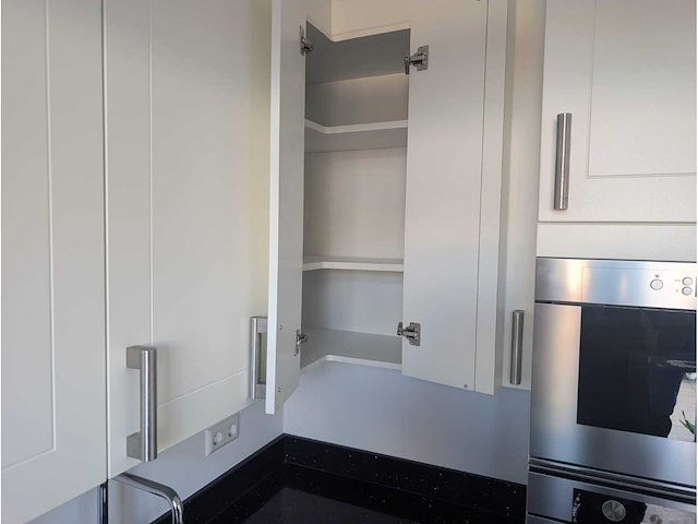 Keuken met bauknecht/bosch apparatuur - afbeelding 8 van  29