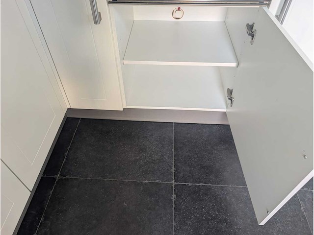 Keuken met bauknecht/bosch apparatuur - afbeelding 10 van  29