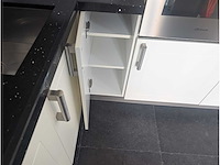Keuken met bauknecht/bosch apparatuur - afbeelding 15 van  29