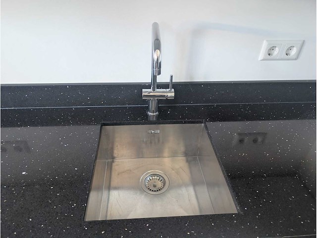 Keuken met bauknecht/bosch apparatuur - afbeelding 16 van  29