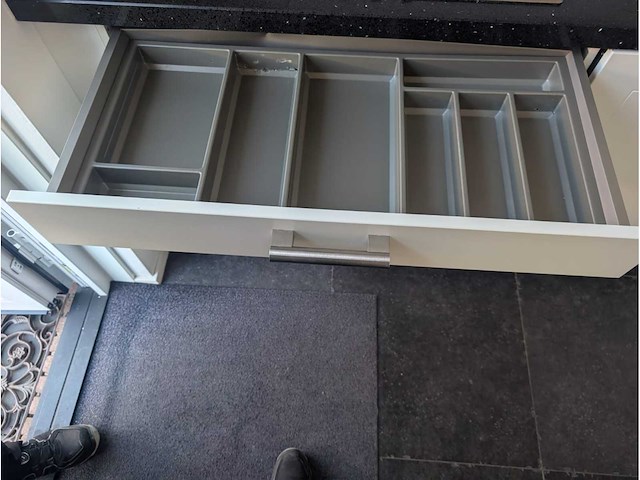 Keuken met bauknecht/bosch apparatuur - afbeelding 12 van  29