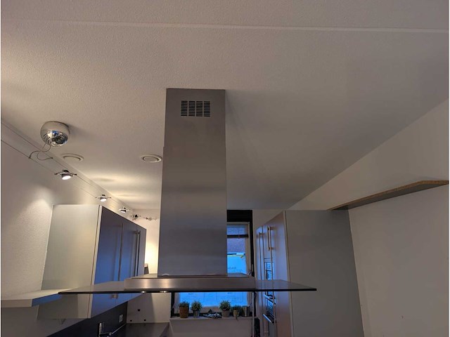 Keuken met bauknecht/whirlpool appartuur - afbeelding 31 van  39