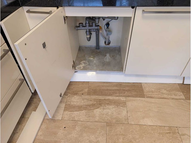 Keuken met beko/siemens apparatuur - afbeelding 2 van  23