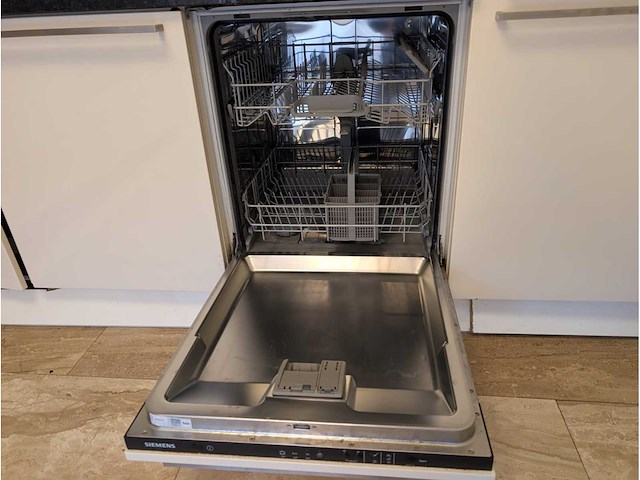 Keuken met beko/siemens apparatuur - afbeelding 3 van  23