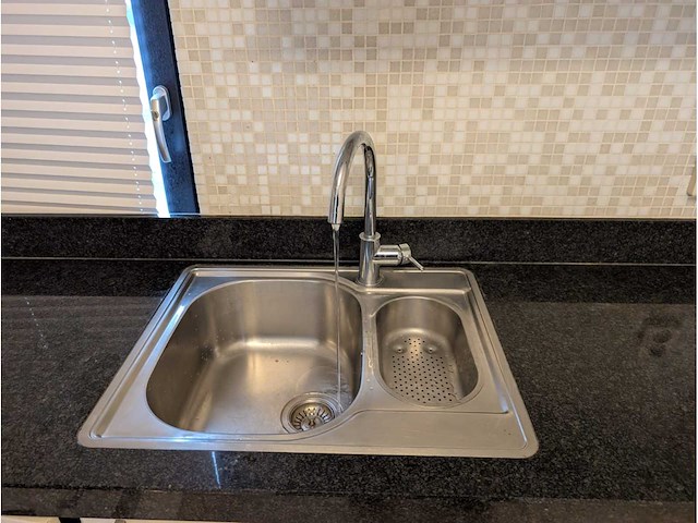 Keuken met beko/siemens apparatuur - afbeelding 4 van  23