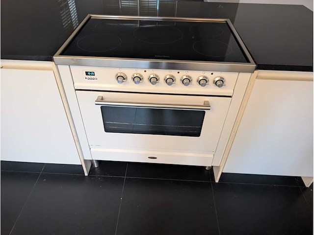 Keuken met boretti apparatuur - afbeelding 6 van  44