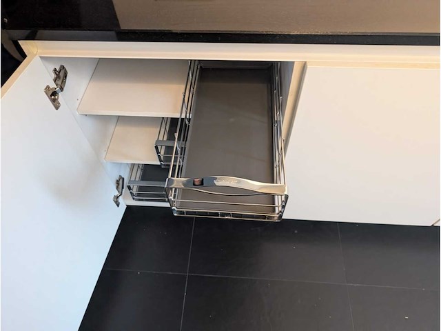 Keuken met boretti apparatuur - afbeelding 19 van  44