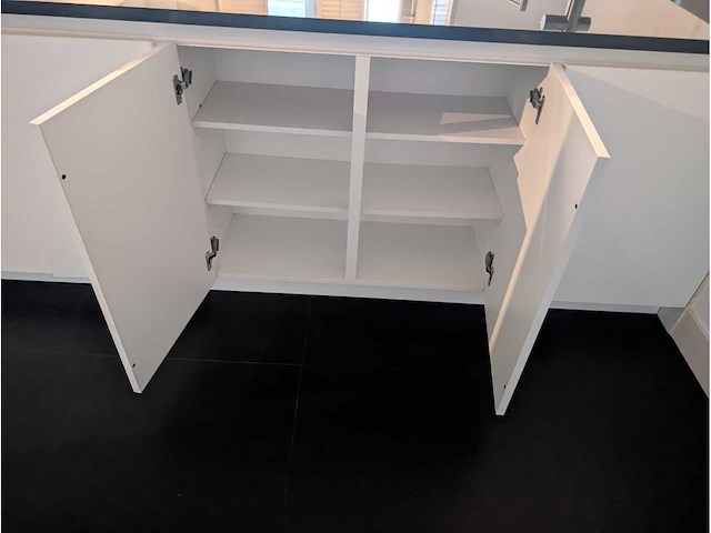 Keuken met boretti apparatuur - afbeelding 41 van  44