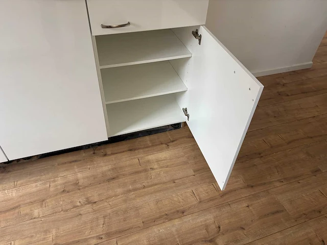 Keuken met boretti / siemens apparatuur - afbeelding 17 van  26