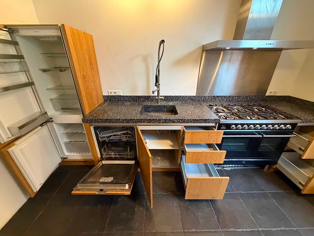 Keuken met boretti / siemens apparatuur - afbeelding 10 van  12