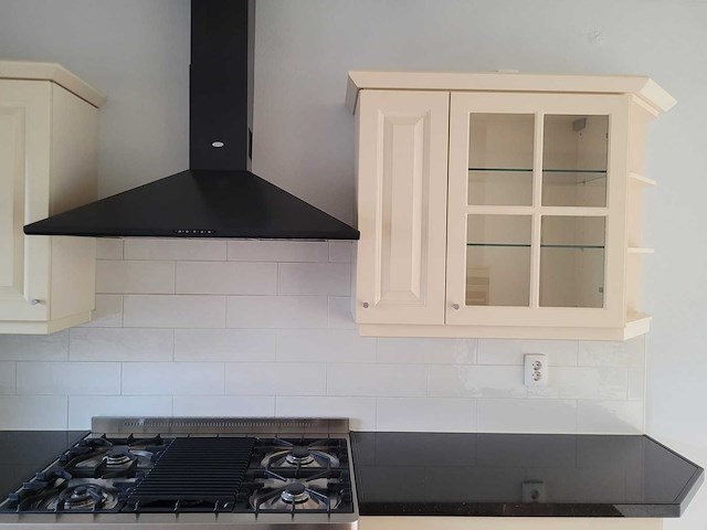 Keuken met boretti/siemens apparatuur - afbeelding 27 van  30