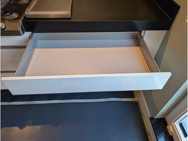 Keuken met boretti/siemens apparatuur - afbeelding 1 van  19