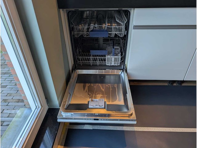 Keuken met boretti/siemens apparatuur - afbeelding 8 van  19