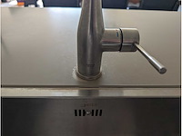 Keuken met bosch apparatuur en novy fornuis - afbeelding 16 van  40