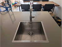 Keuken met bosch apparatuur en novy fornuis - afbeelding 18 van  40