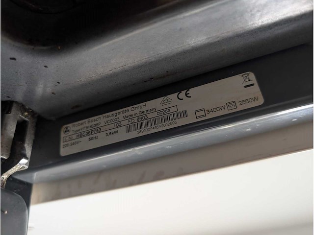 Keuken met bosch apparatuur - afbeelding 10 van  52