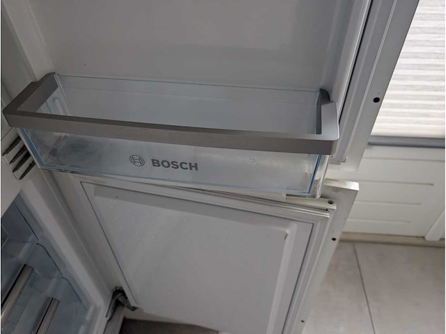 Keuken met bosch apparatuur - afbeelding 16 van  52