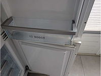 Keuken met bosch apparatuur - afbeelding 16 van  52