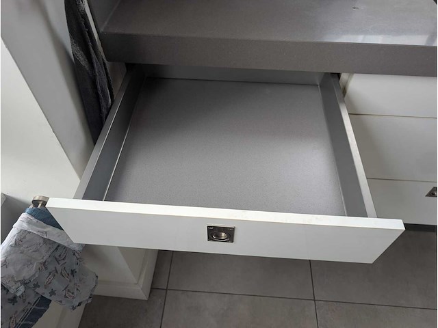 Keuken met bosch apparatuur - afbeelding 43 van  52