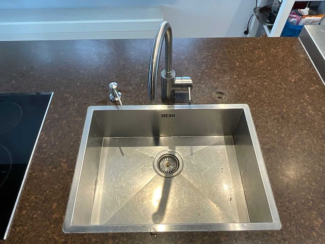 Keuken met bosch apparatuur - afbeelding 56 van  60