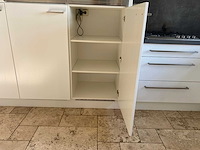 Keuken met bosch apparatuur - afbeelding 5 van  24