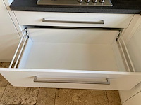 Keuken met bosch apparatuur - afbeelding 8 van  24