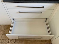 Keuken met bosch apparatuur - afbeelding 9 van  24