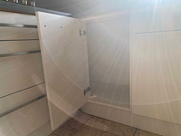Keuken met bosch apparatuur - afbeelding 10 van  24