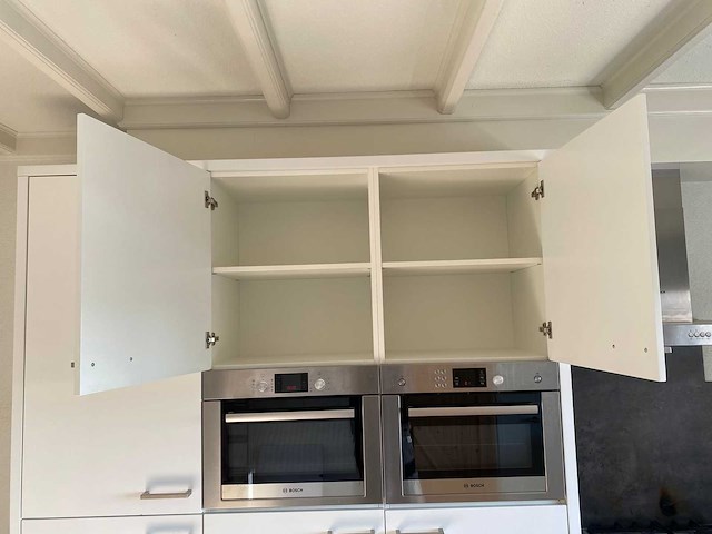 Keuken met bosch apparatuur - afbeelding 19 van  24