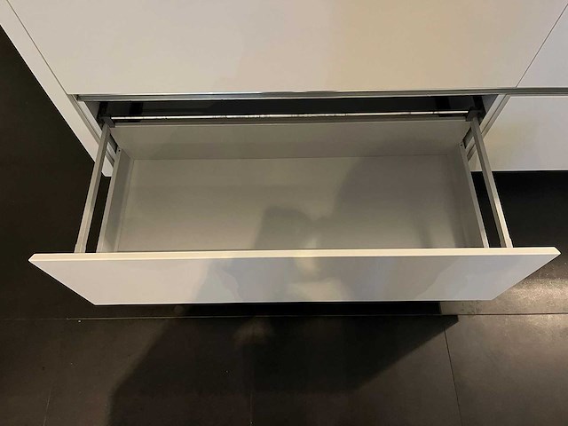 Keuken met bosch apparatuur - afbeelding 3 van  31