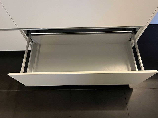 Keuken met bosch apparatuur - afbeelding 5 van  31