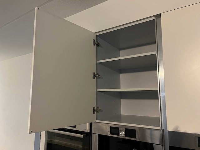 Keuken met bosch apparatuur - afbeelding 18 van  31