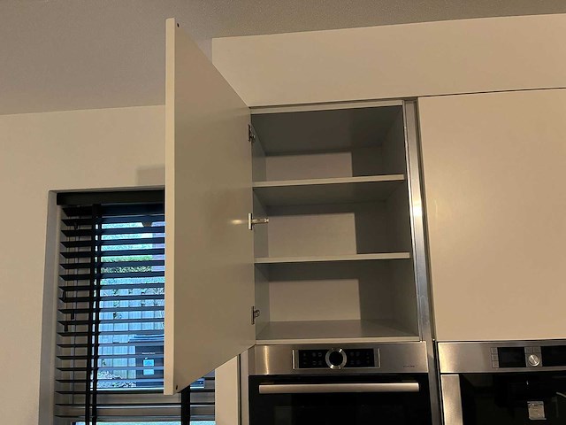 Keuken met bosch apparatuur - afbeelding 20 van  31