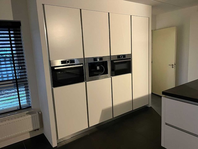 Keuken met bosch apparatuur - afbeelding 12 van  31