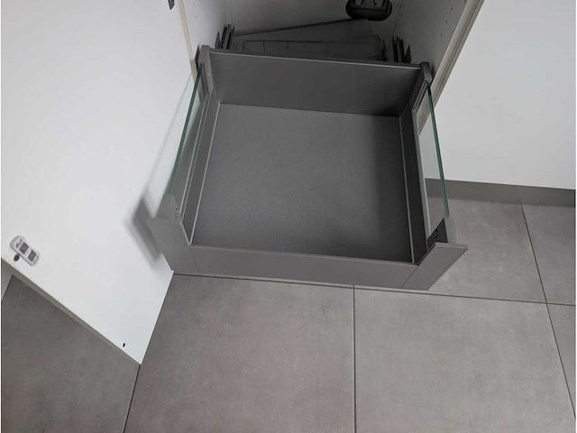 Keuken met bosch apparatuur - afbeelding 38 van  52