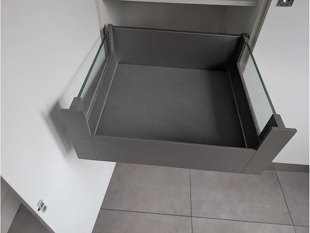 Keuken met bosch apparatuur - afbeelding 40 van  52