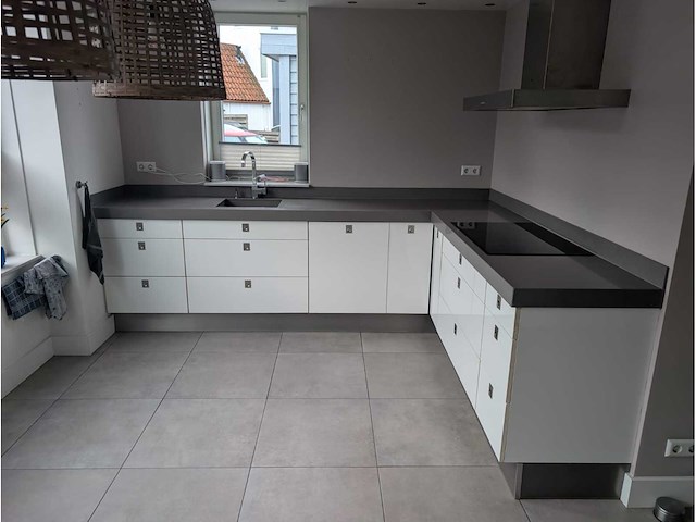 Keuken met bosch apparatuur - afbeelding 37 van  52