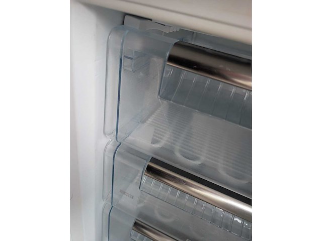 Keuken met bosch apparatuur - afbeelding 8 van  52