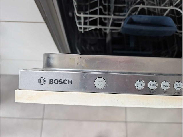 Keuken met bosch apparatuur - afbeelding 24 van  52