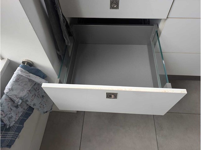 Keuken met bosch apparatuur - afbeelding 32 van  52