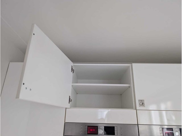 Keuken met bosch apparatuur - afbeelding 52 van  52