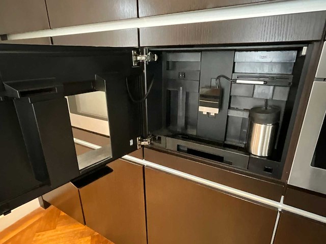Keuken met bosch apparatuur - afbeelding 3 van  58