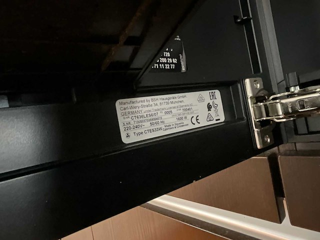 Keuken met bosch apparatuur - afbeelding 8 van  58