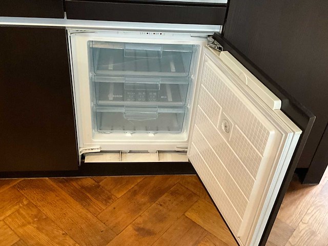 Keuken met bosch apparatuur - afbeelding 28 van  58