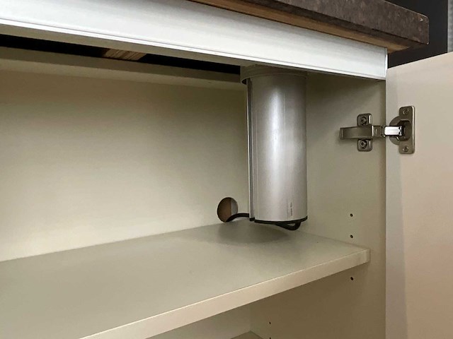 Keuken met bosch apparatuur - afbeelding 37 van  58