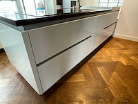Keuken met bosch apparatuur - afbeelding 55 van  58